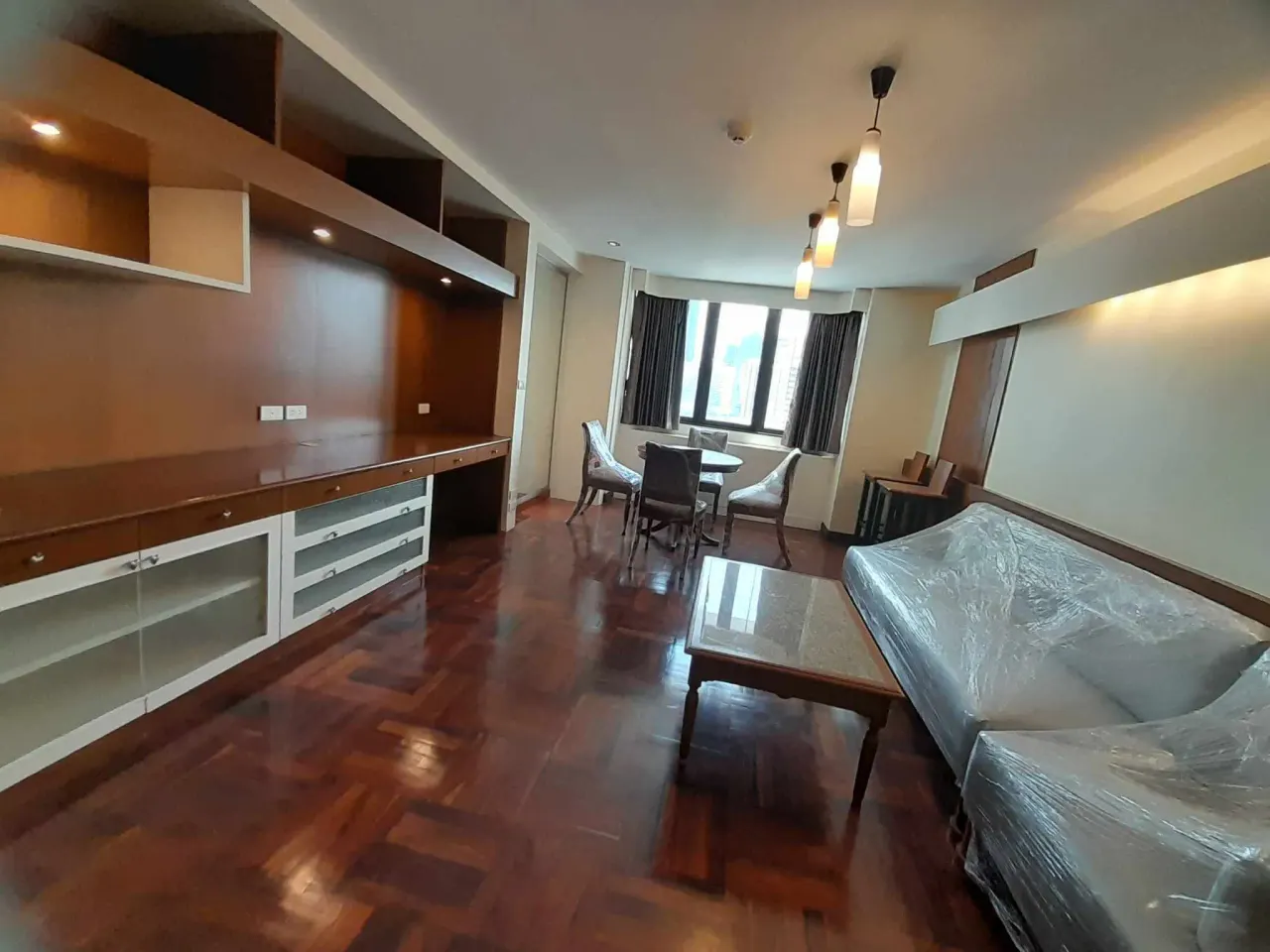 Condo · 1 室 · 1 卫 · 65 m²