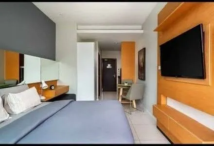 1 卫 · 27 m²