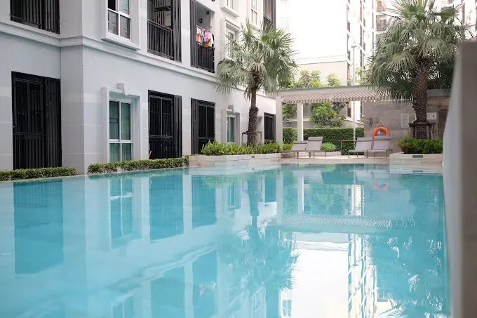 Plum Condo Chaengwattana Station Phase 1