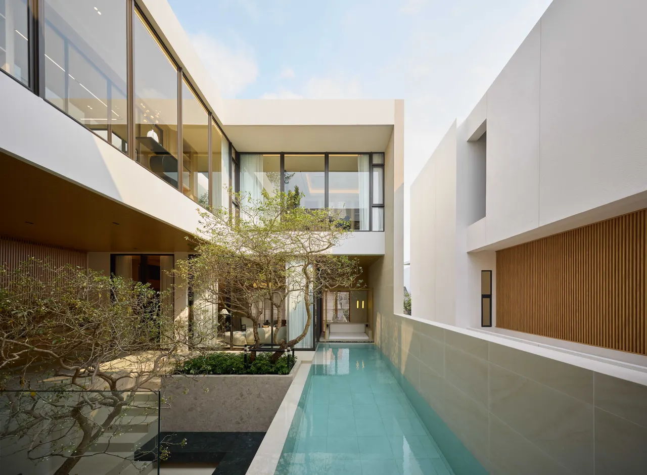 House · 4 室 · 6 卫 · 430 m²
