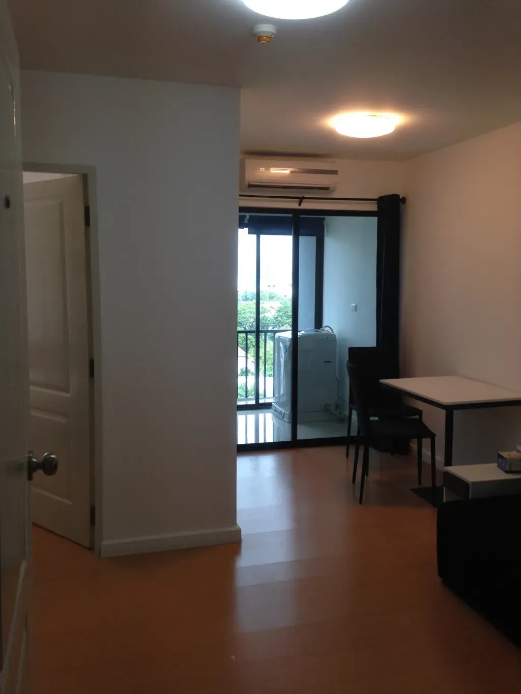 Condo · 1 bd · 1 ba · 31 m²