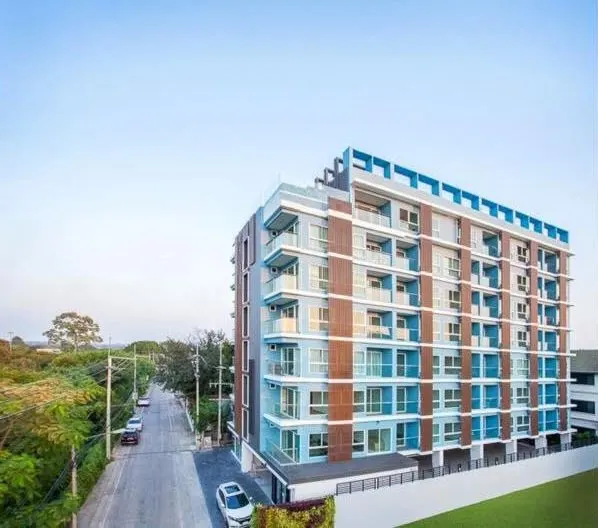 Long Beach Condo