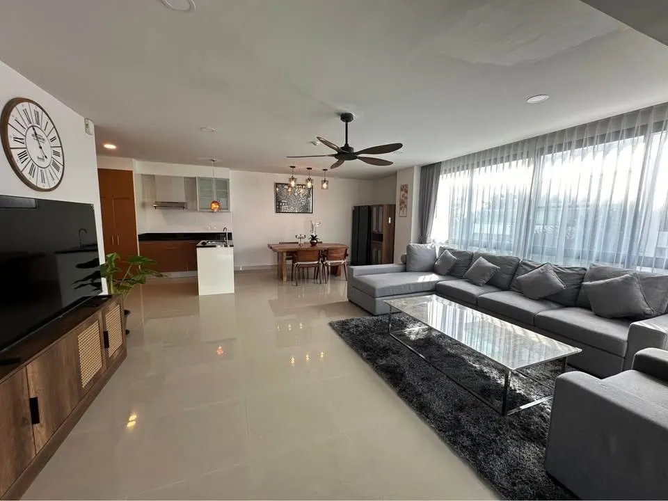 2 ch. · 3 sdb · 143 m²