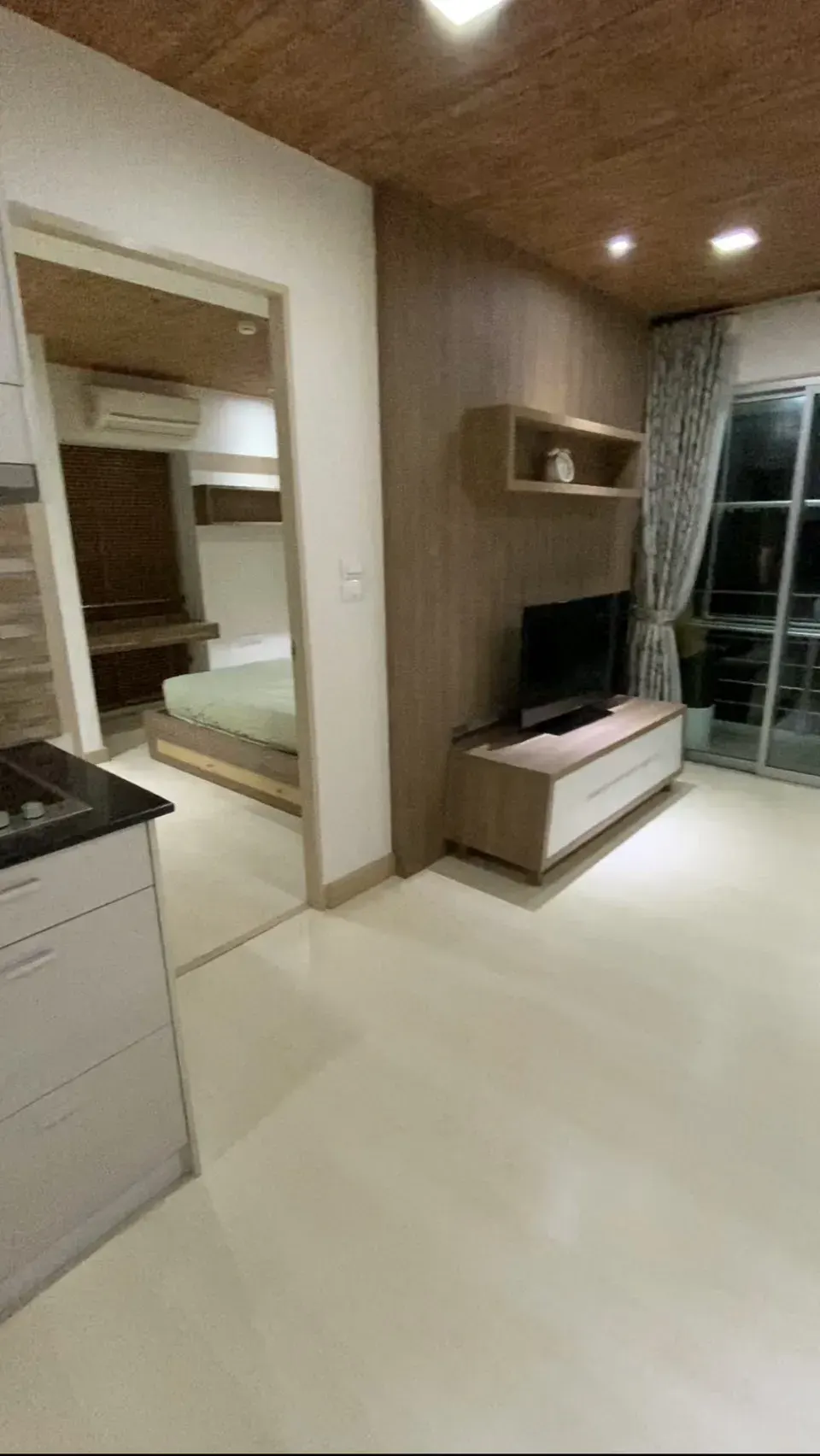 1 bd · 1 ba · 38 m²