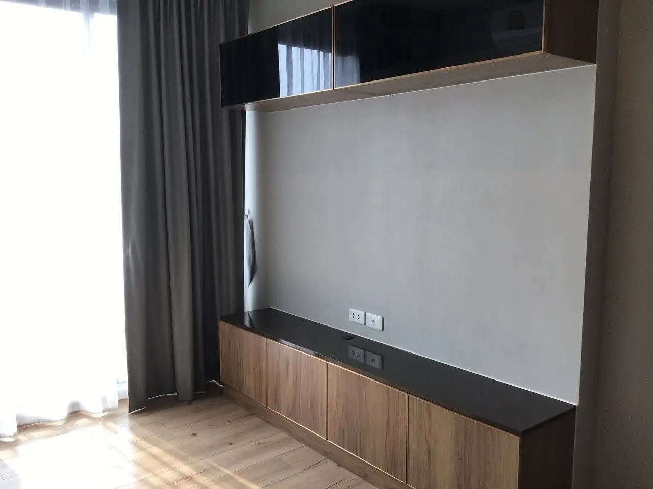 Condo · 2 сп. · 1 ванн. · 42 m²