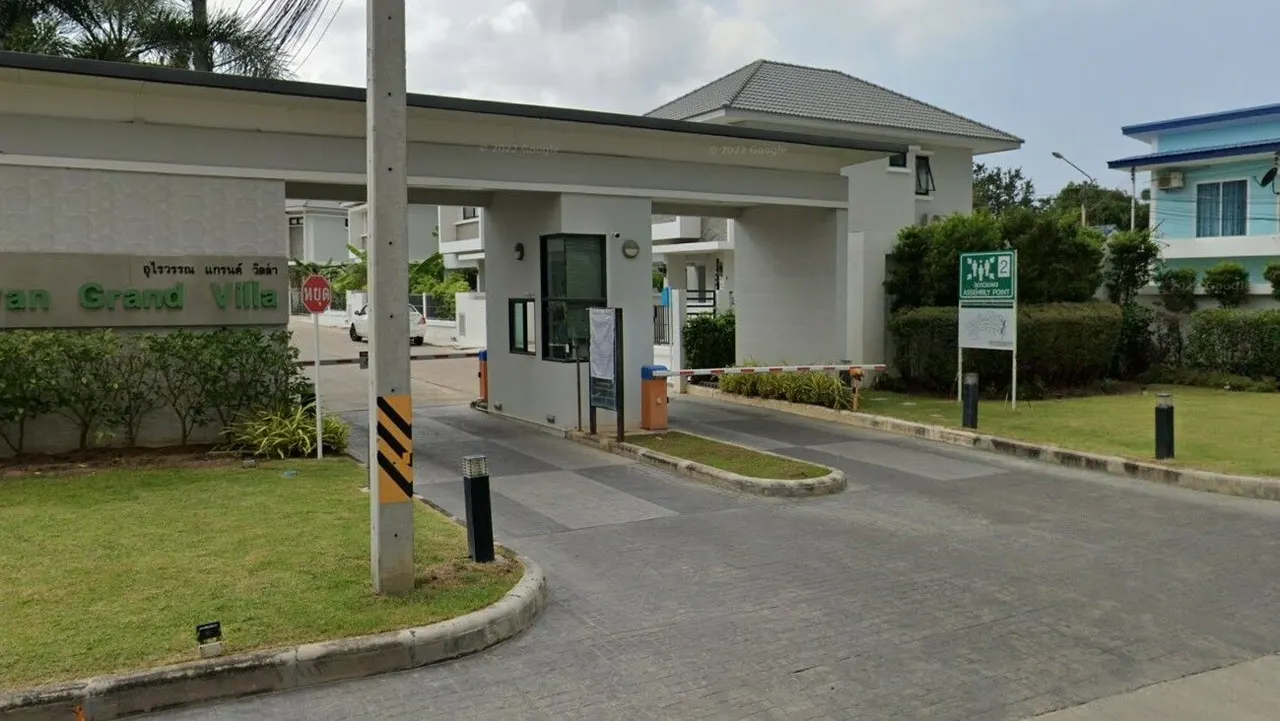 Uraiwan Grand Villa