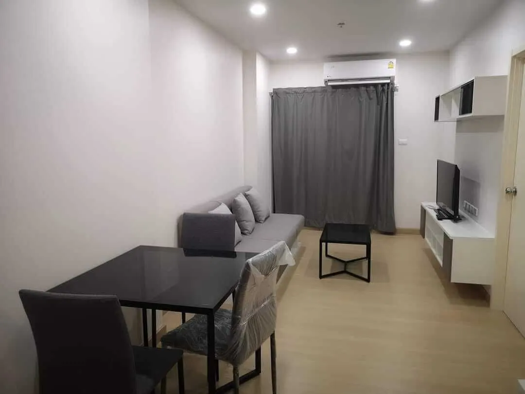 Condo · 1 bd · 1 ba · 45 m²
