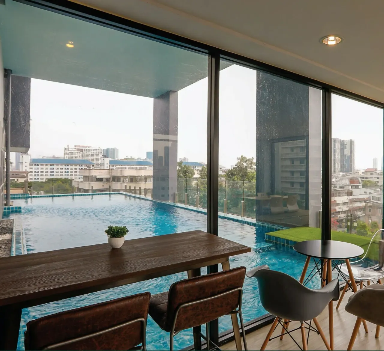 Bangkok Horizon Sathorn