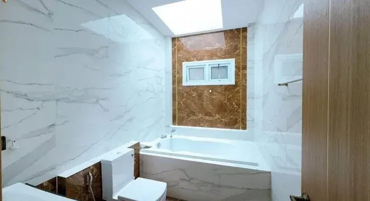 House · 3 ห้องนอน · 2 ห้องน้ำ · 240 m²