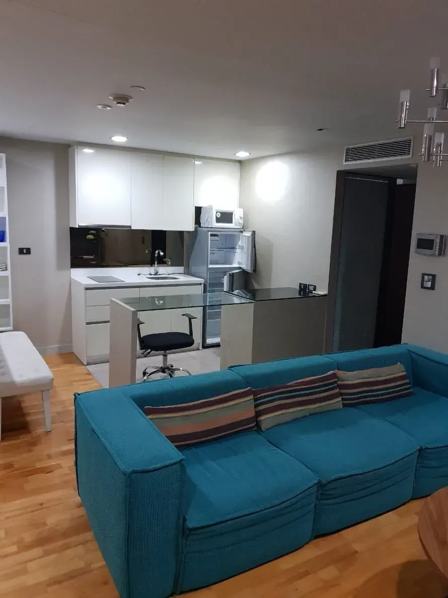 Condo · 2 bd · 1 ba · 60 m²