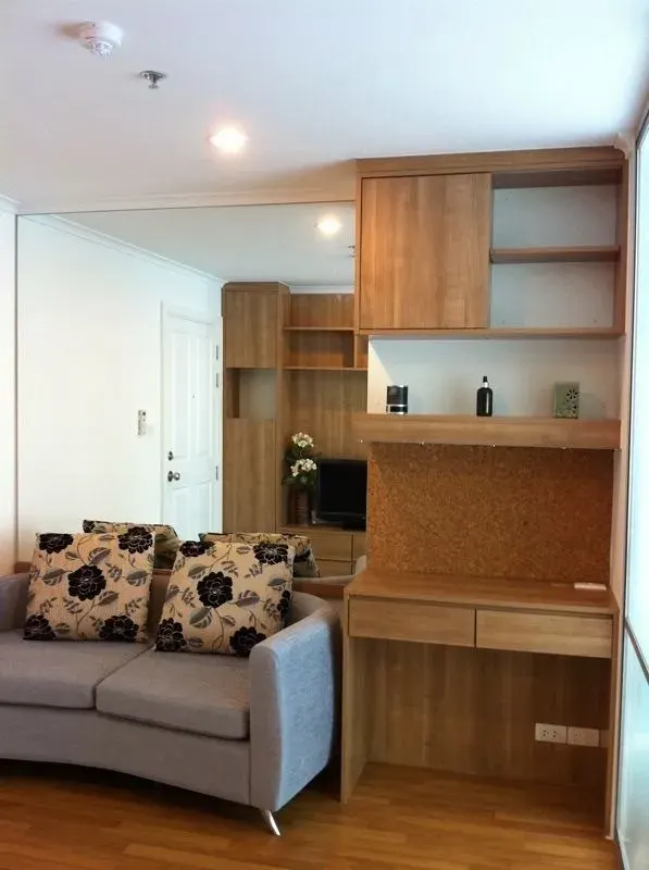 Condo · 1 室 · 1 卫 · 28 m²