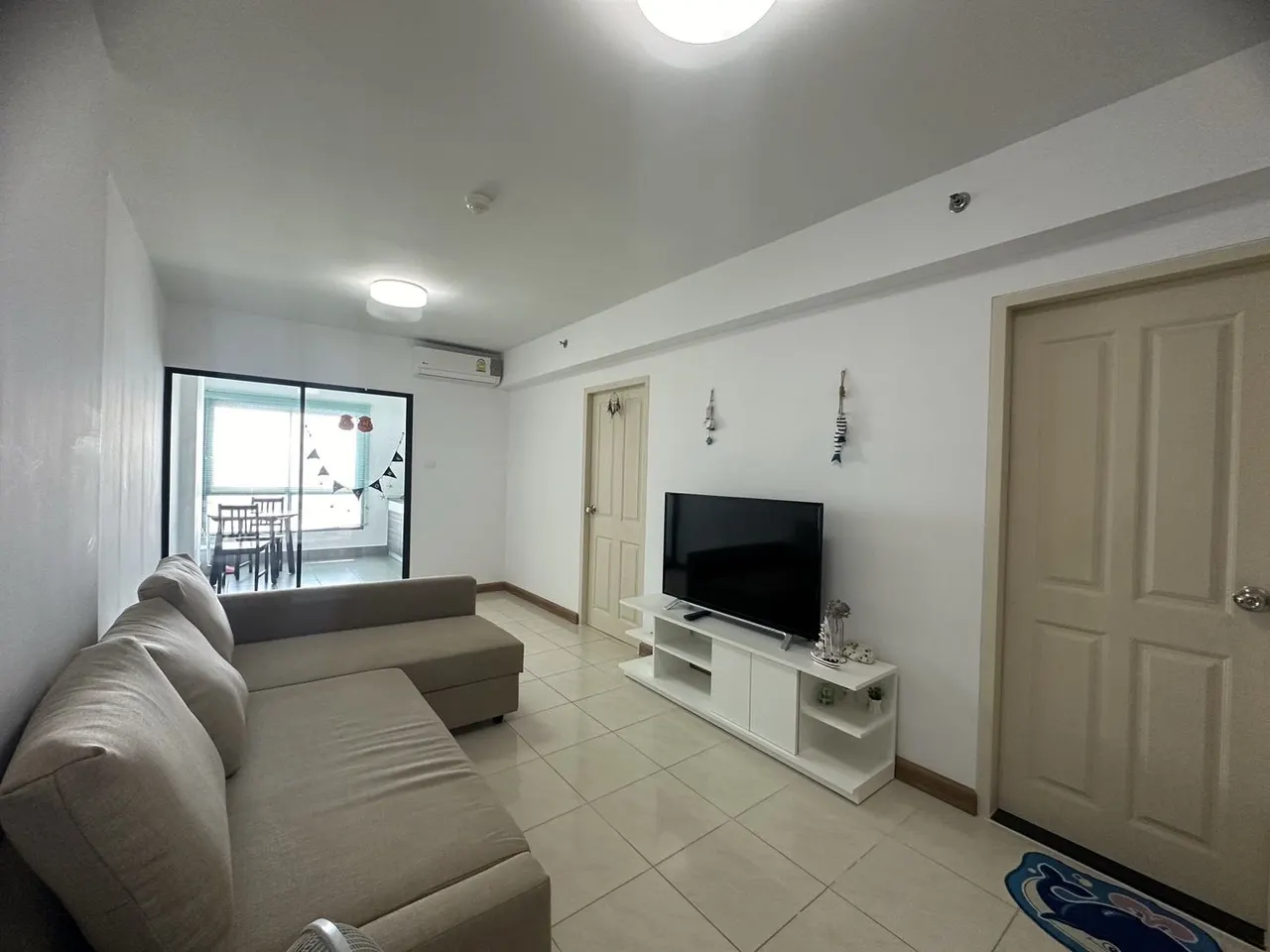 Condo · 1 bd · 1 ba · 49 m²