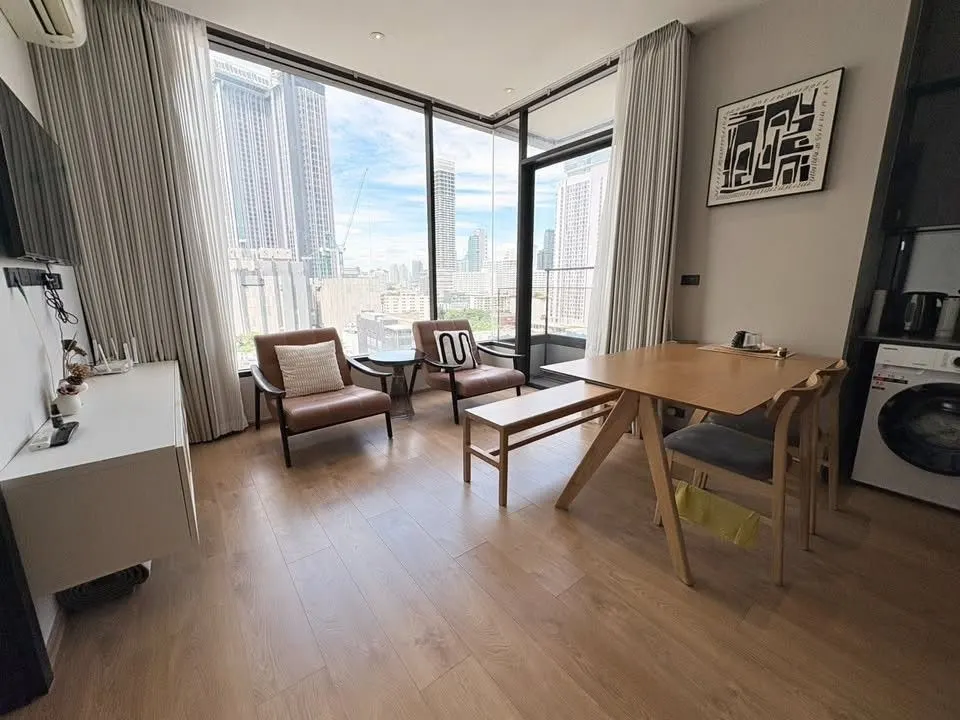 2 bd · 2 ba · 56 m²