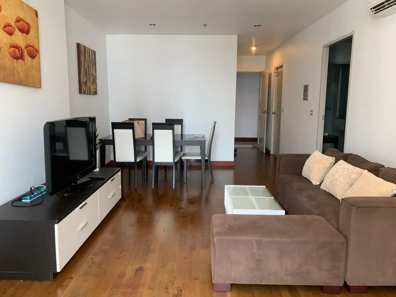Condo · 2 bd · 2 ba · 78 m²