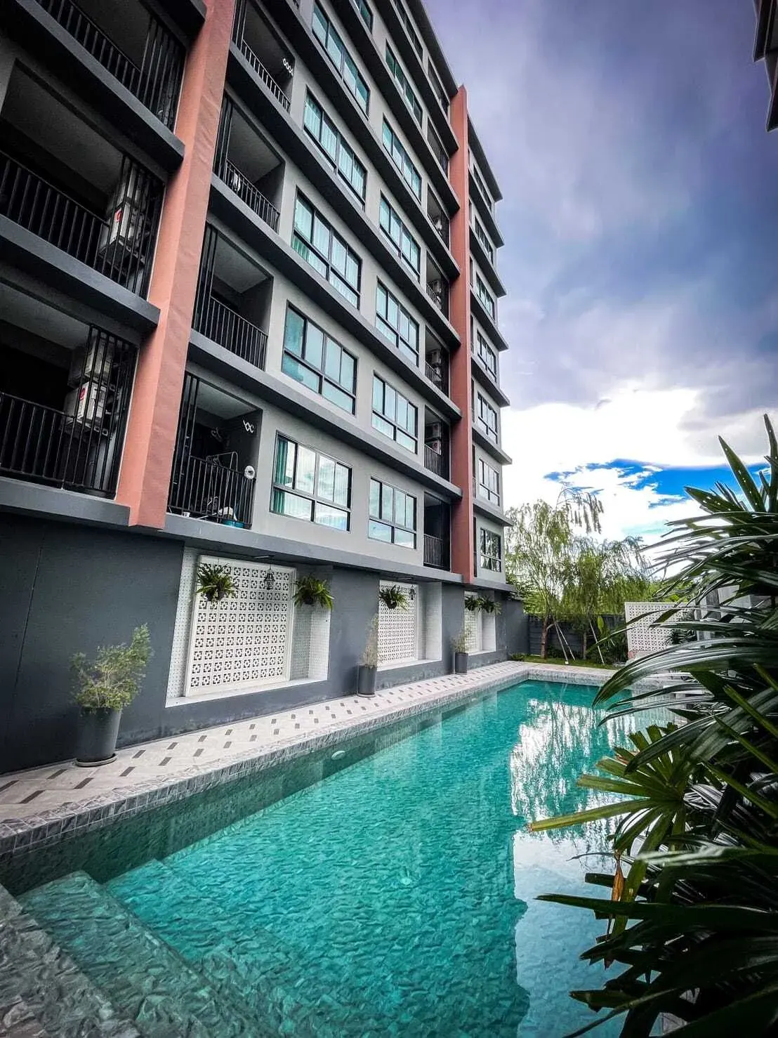 S-Fifty Condominium