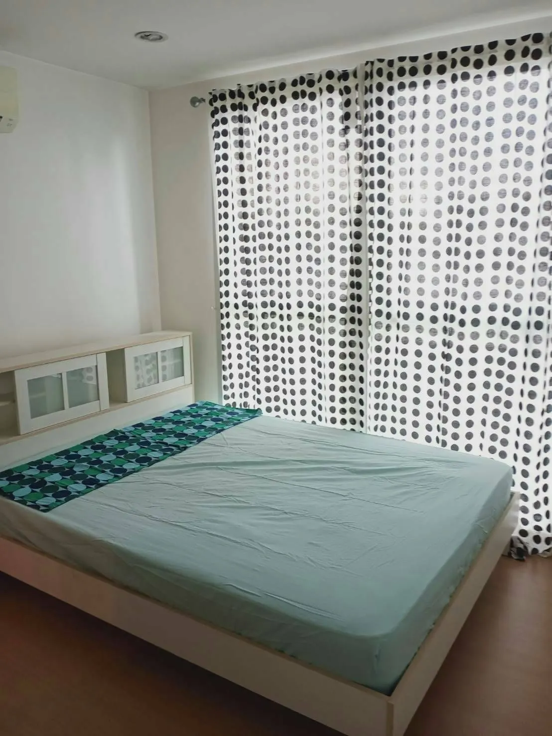 Condo · 1 室 · 1 卫 · 32 m²
