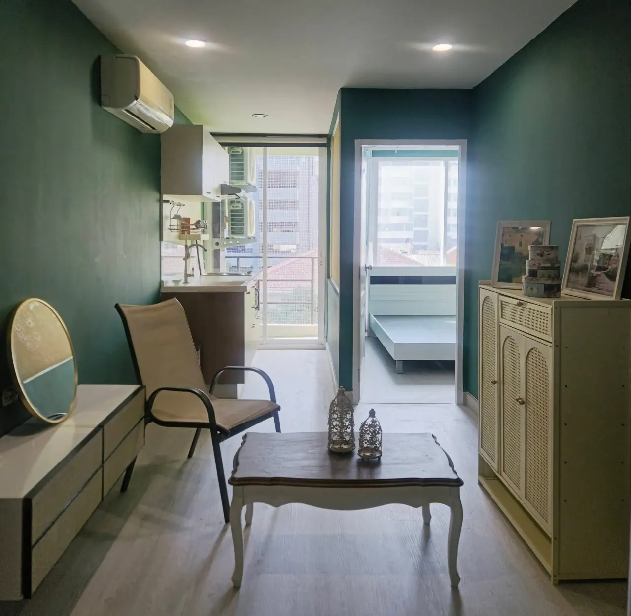 1 ห้องนอน · 1 ห้องน้ำ · 28 m²