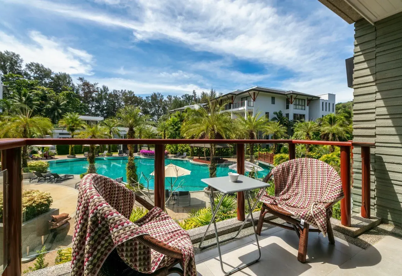 Condo · 2 室 · 2 卫 · 110 m²