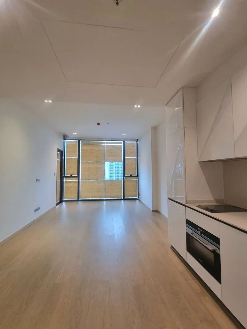 Condo · 1 bd · 1 ba · 51 m²