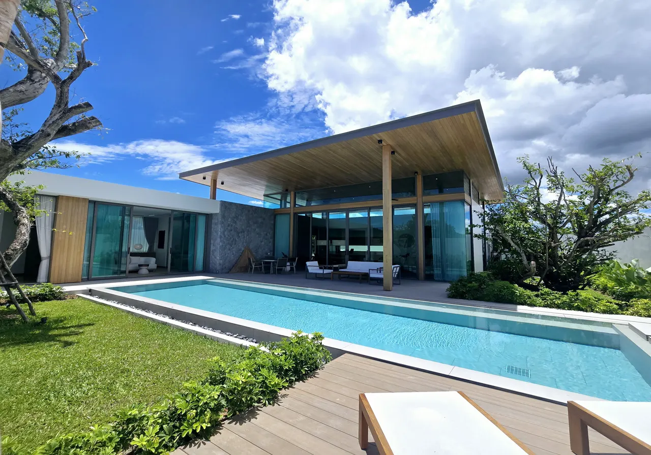 Villa · 3 bd · 3 ba · 238 m²