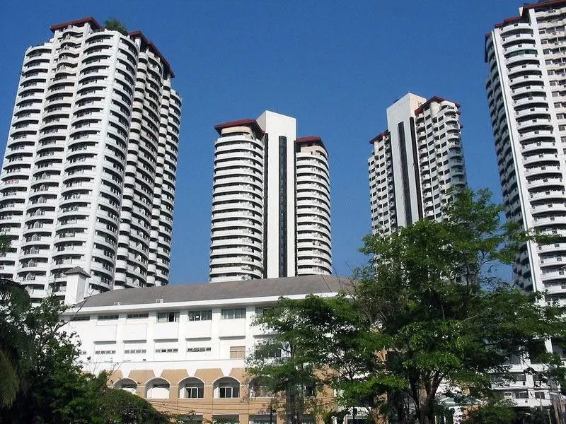 Floraville Condominium