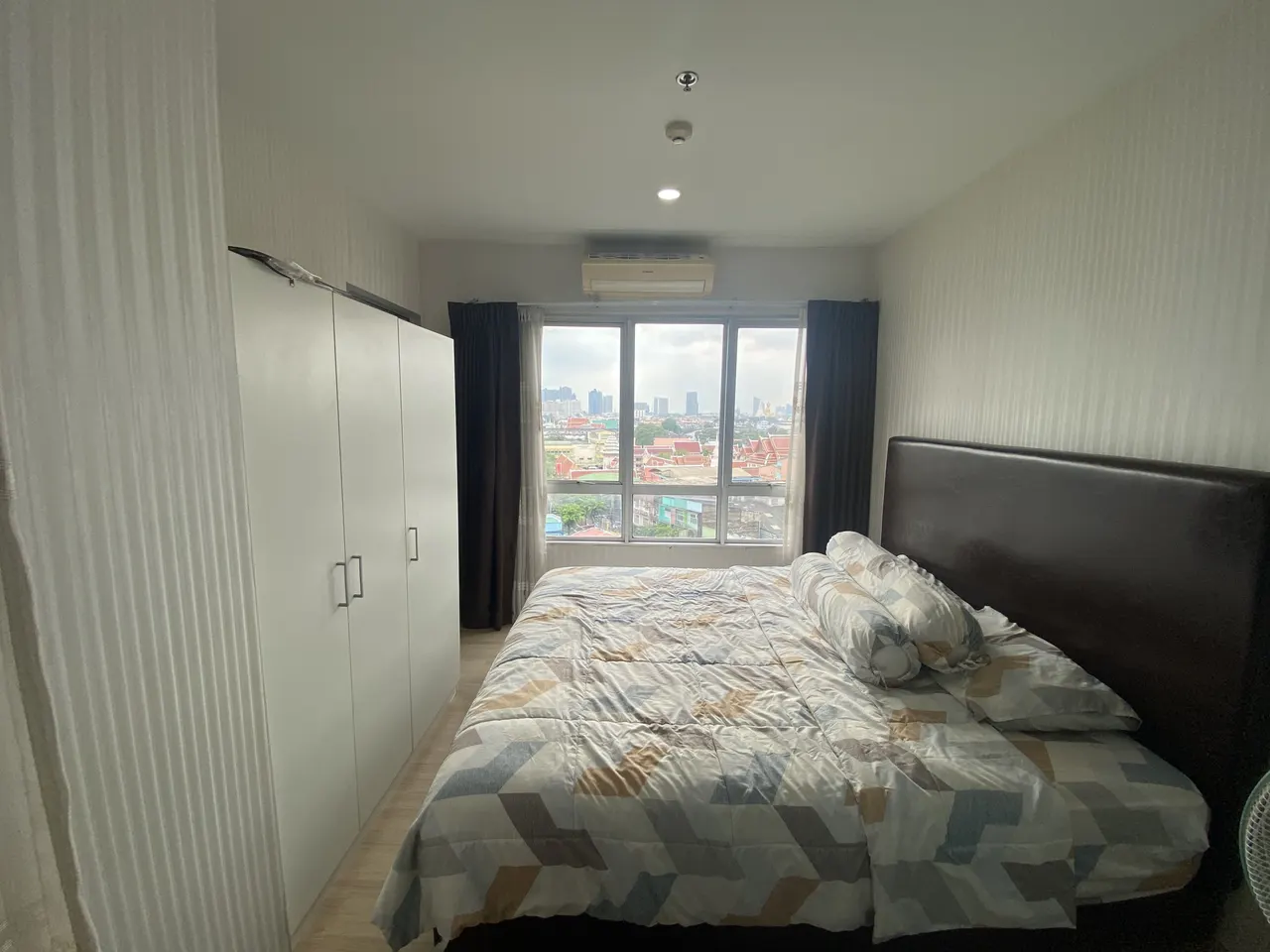 1 ห้องนอน · 28 m²