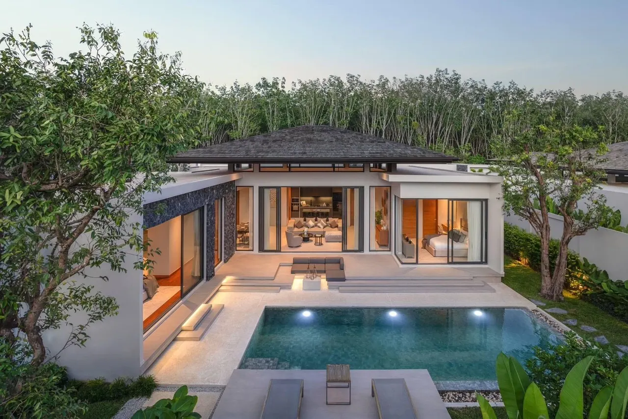 Botanica Luxury Hua Hin