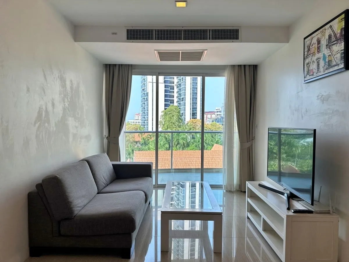 Condo · 1 bd · 1 ba · 72 m²