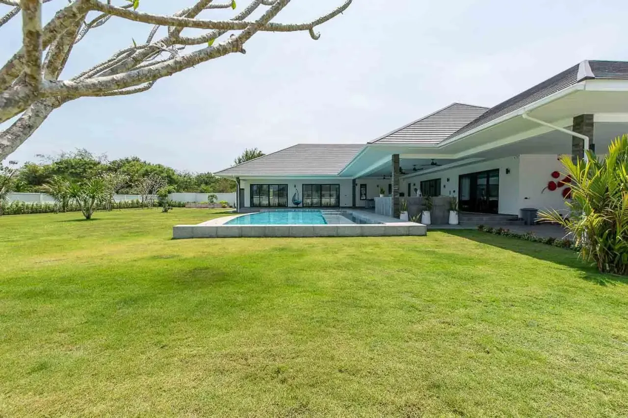 Parkland Estate Pranburi