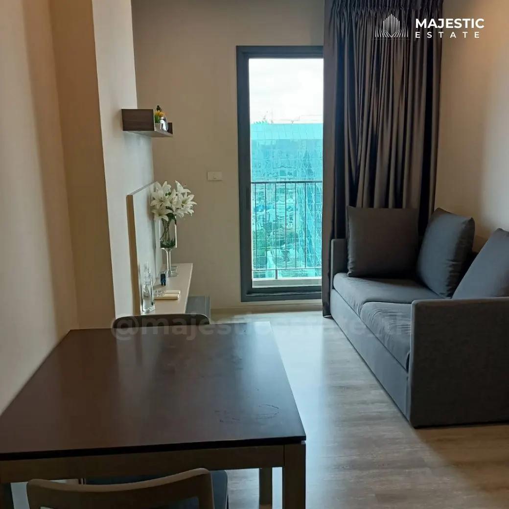 Condo · 1 bd · 1 ba · 33 m²