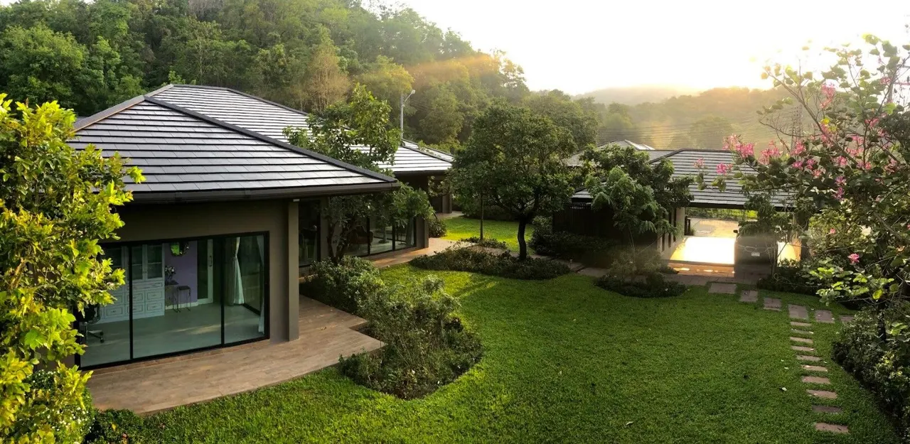 House · 3 bd · 3 ba · 270 m²