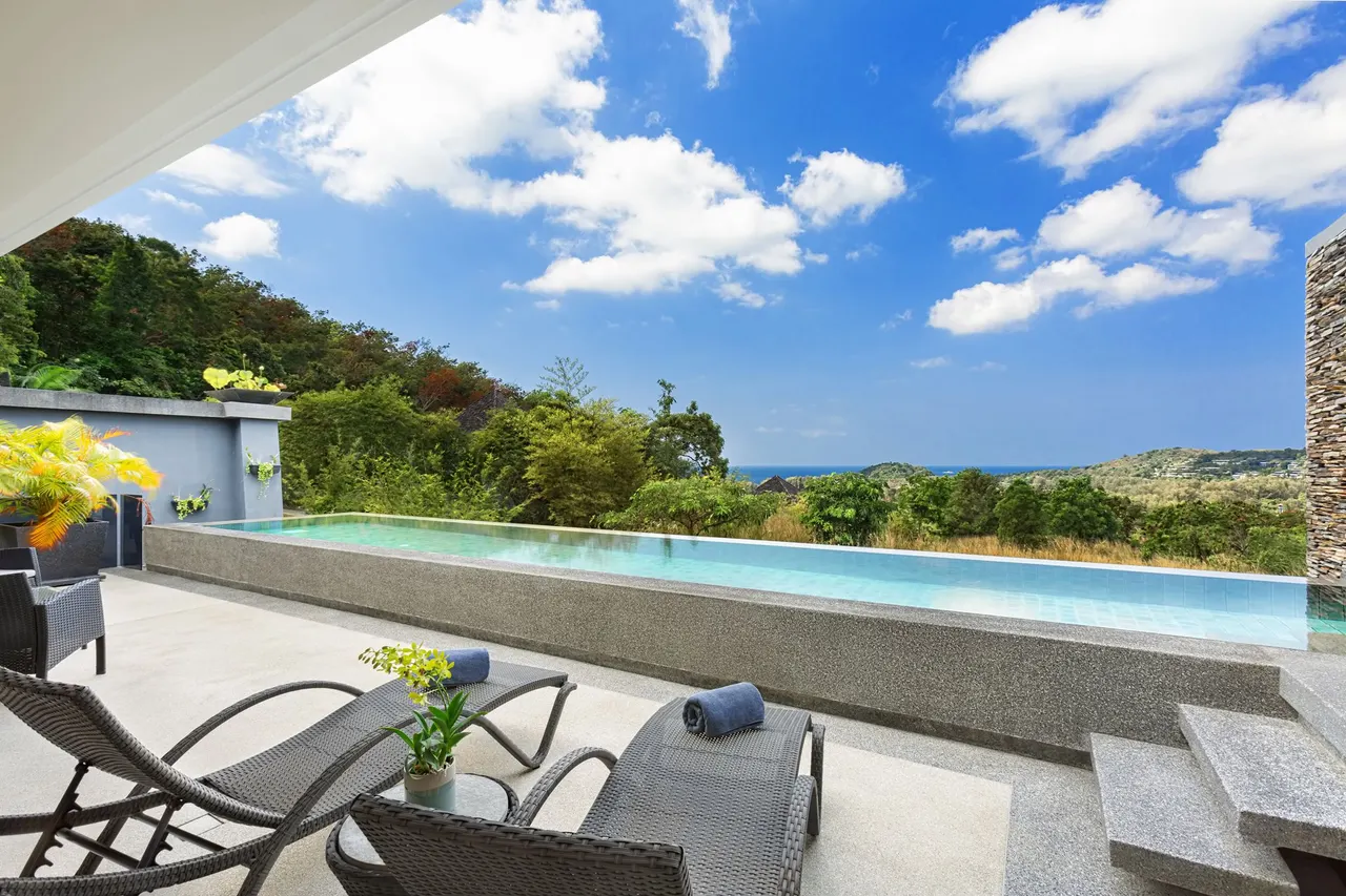 Penthouse · 3 ห้องนอน · 2 ห้องน้ำ · 230 m²