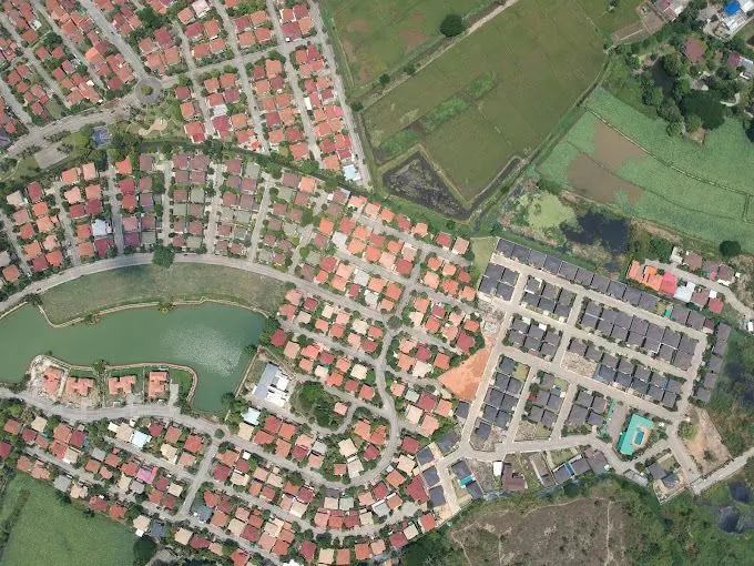 Budsarin  Land & Houses Park