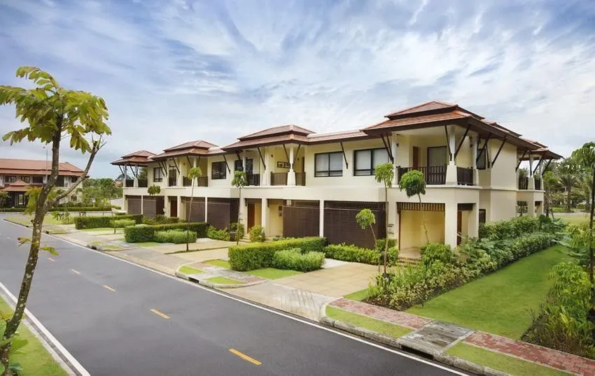Laguna Village Townhome