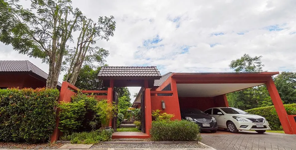 BAAN Pinpleng at the Spring Mae-Onn