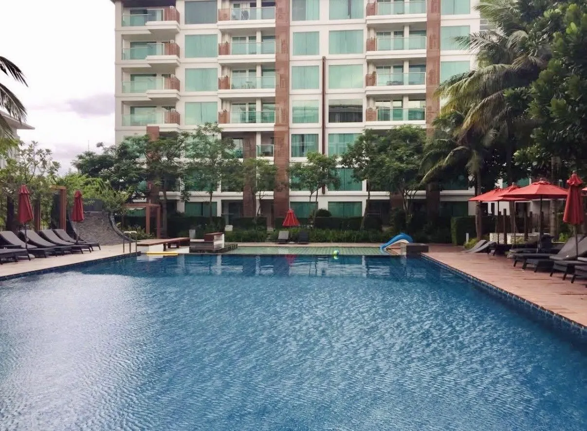 1 ห้องน้ำ · 42 m²