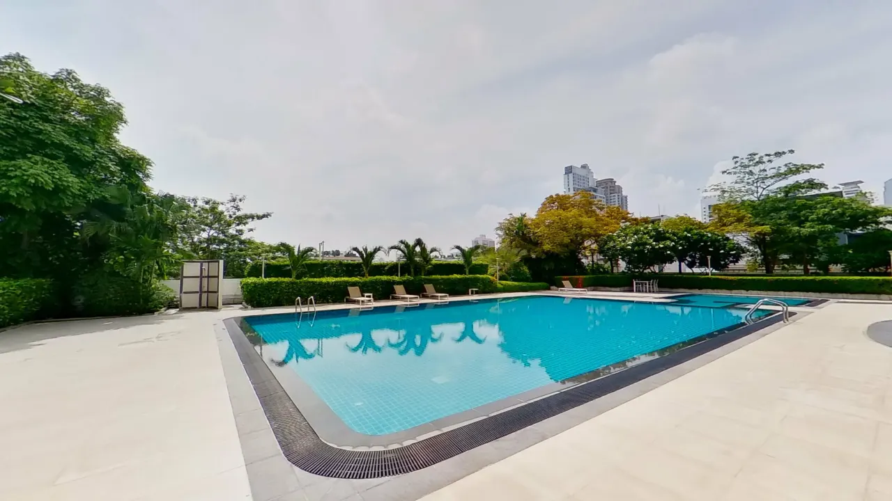 D.S. Tower 2 Sukhumvit 39