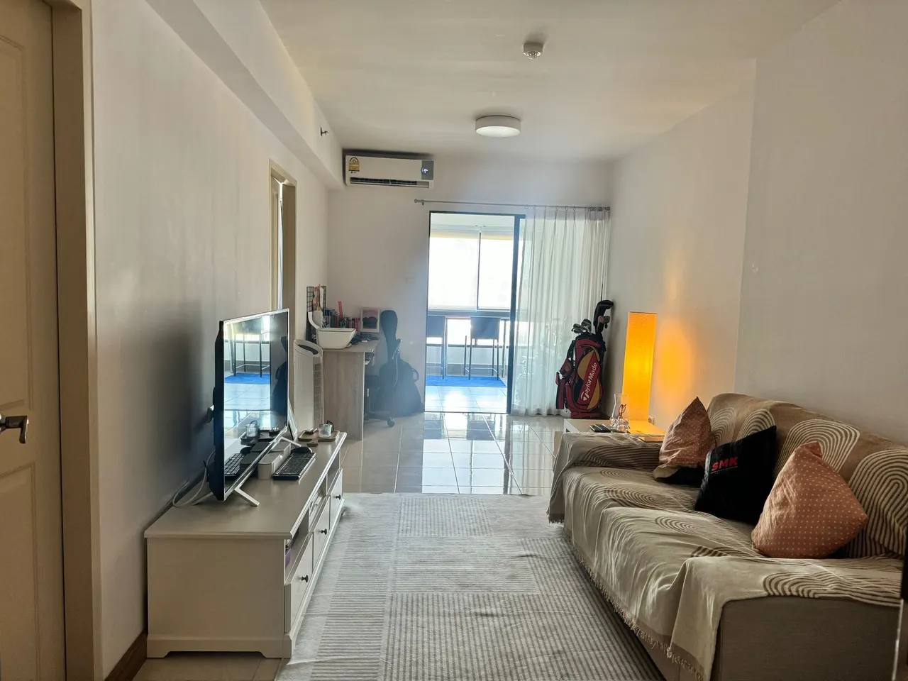 Condo · 1 bd · 1 ba · 49 m²