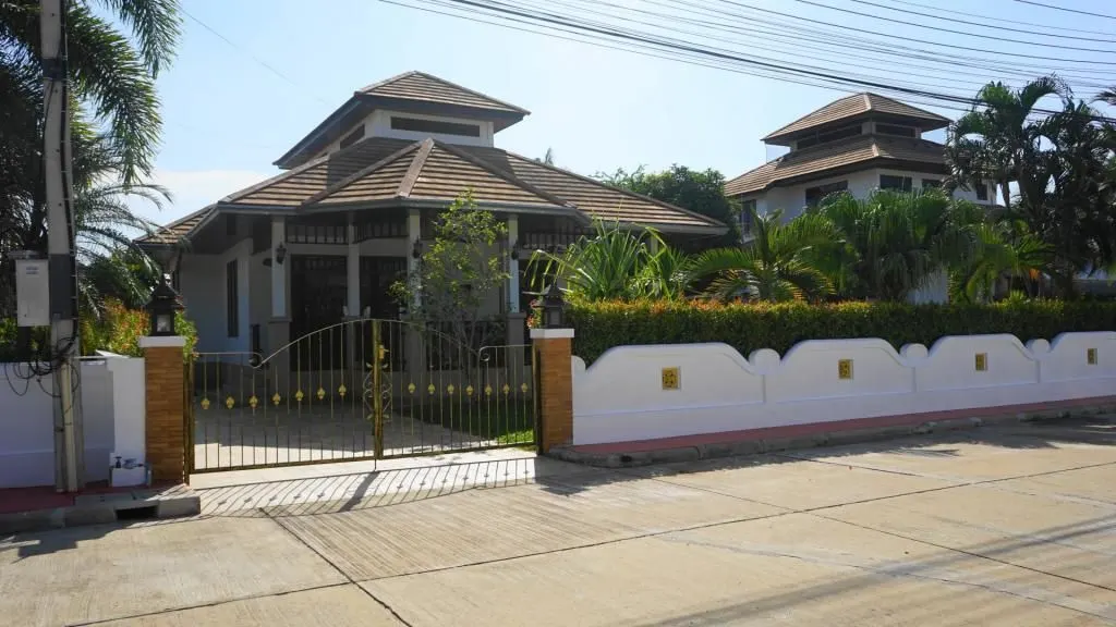 Villa · 2 ห้องนอน · 2 ห้องน้ำ · 146 m²