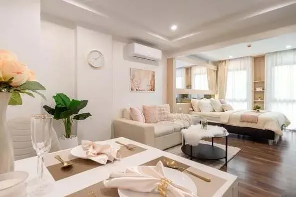 Condo · 1 bd · 1 ba · 33 m²