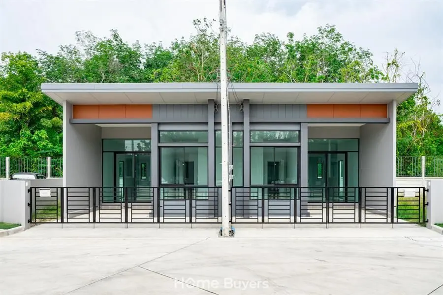 Siri Place Airport Phuket