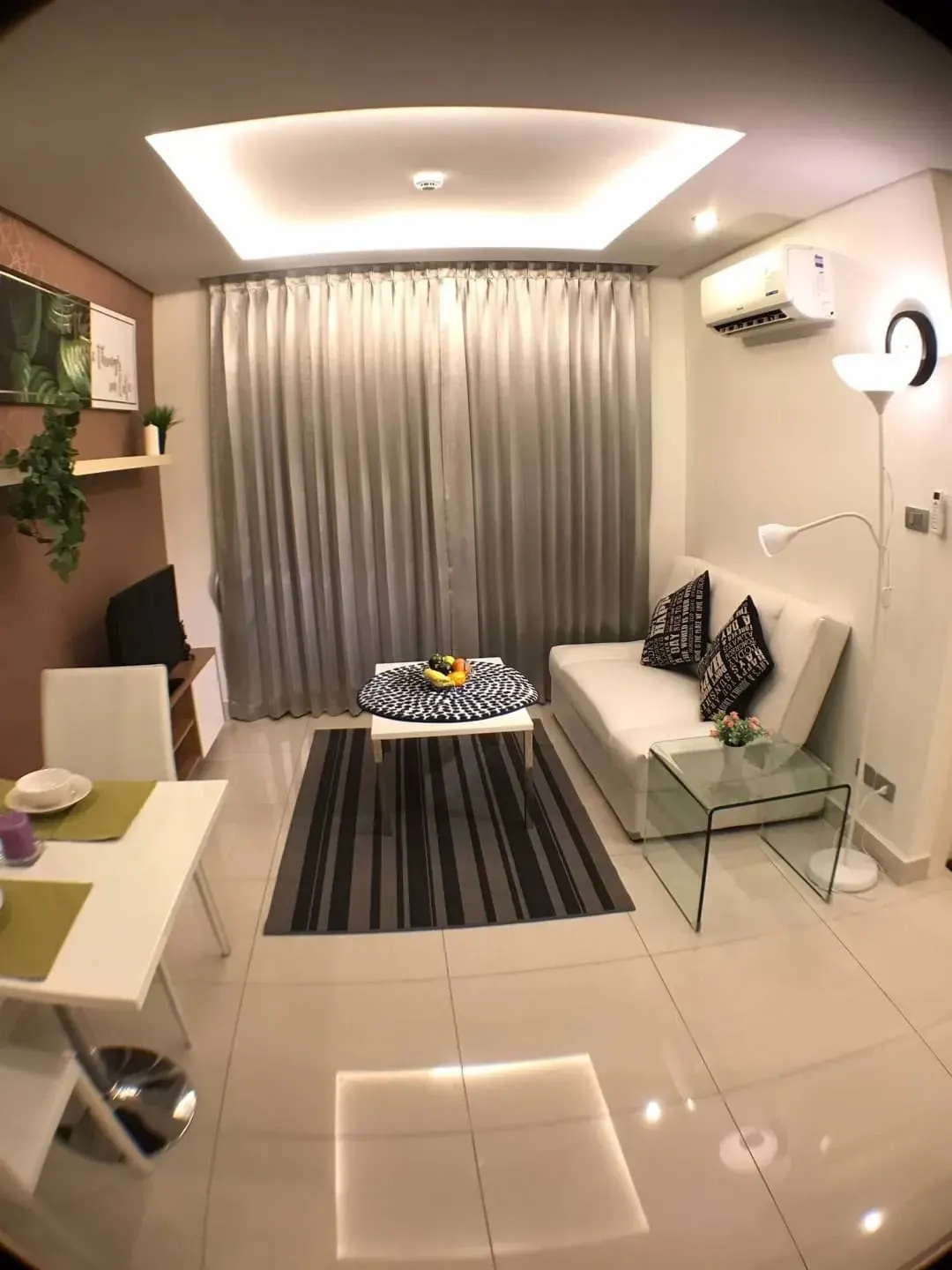 Condo · 1 bd · 1 ba · 35 m²