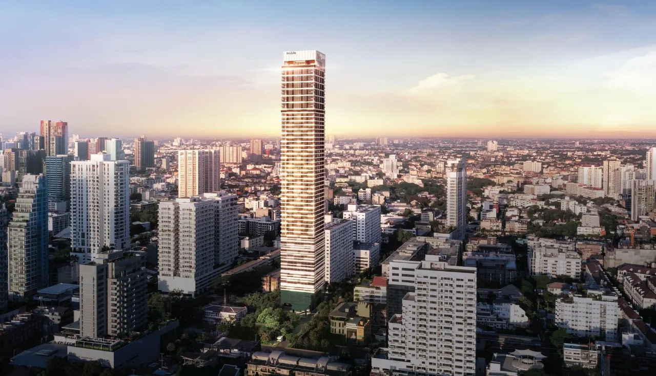 Noble Form Thonglor