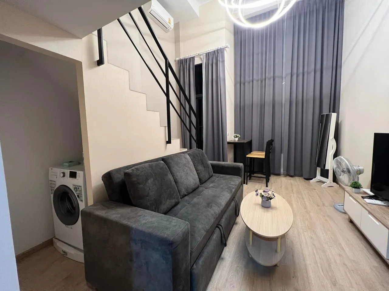 1 ห้องนอน · 1 ห้องน้ำ · 37 m²