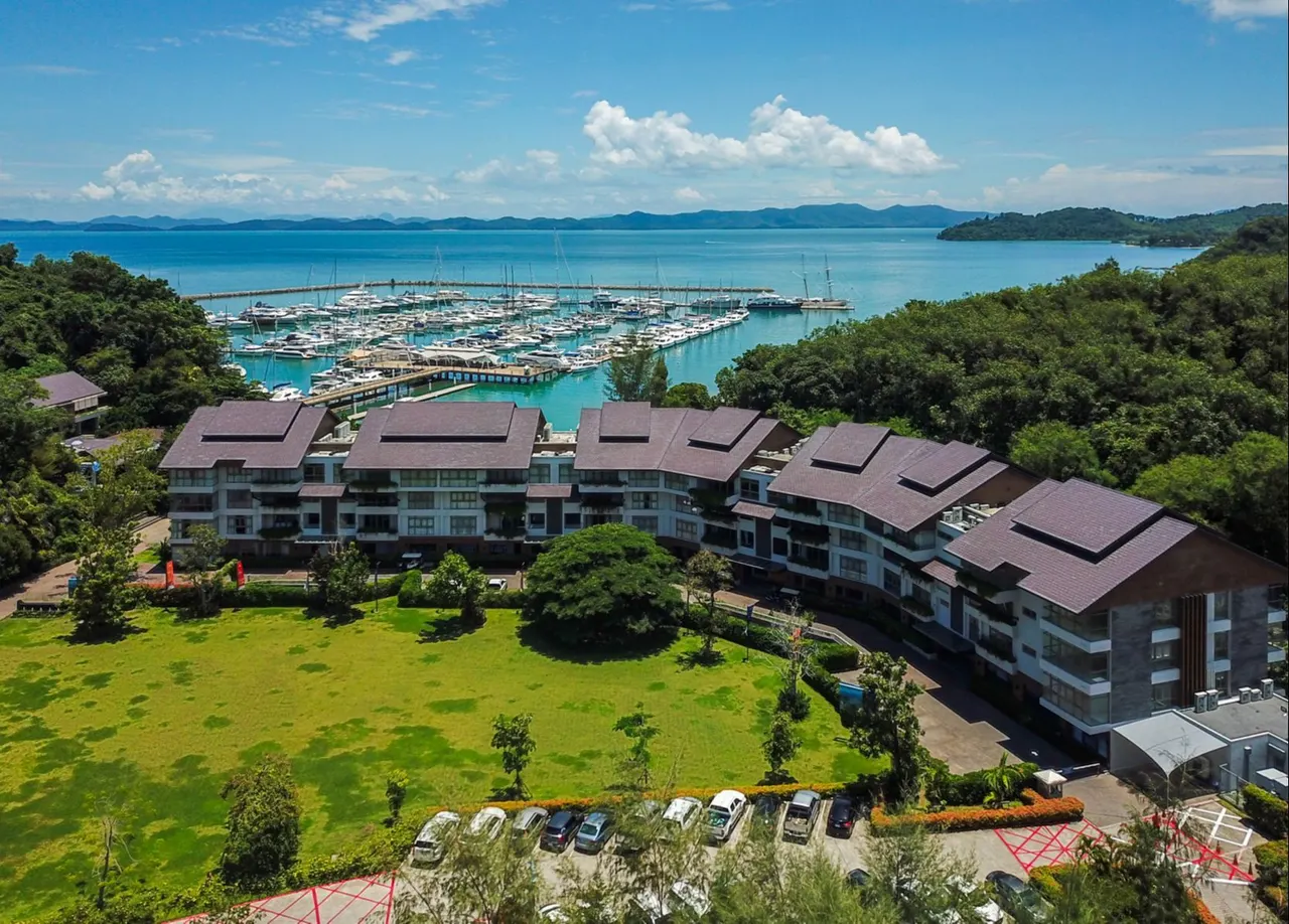 Marina Living Condo