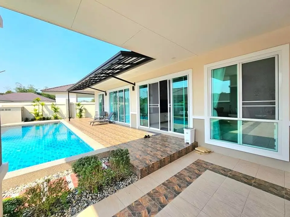 House · 4 室 · 5 卫 · 350 m²