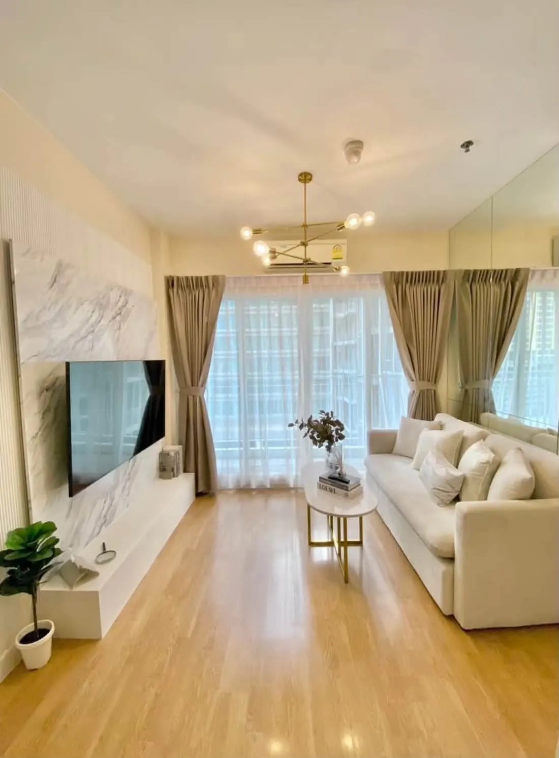 1 bd · 1 ba · 36 m²
