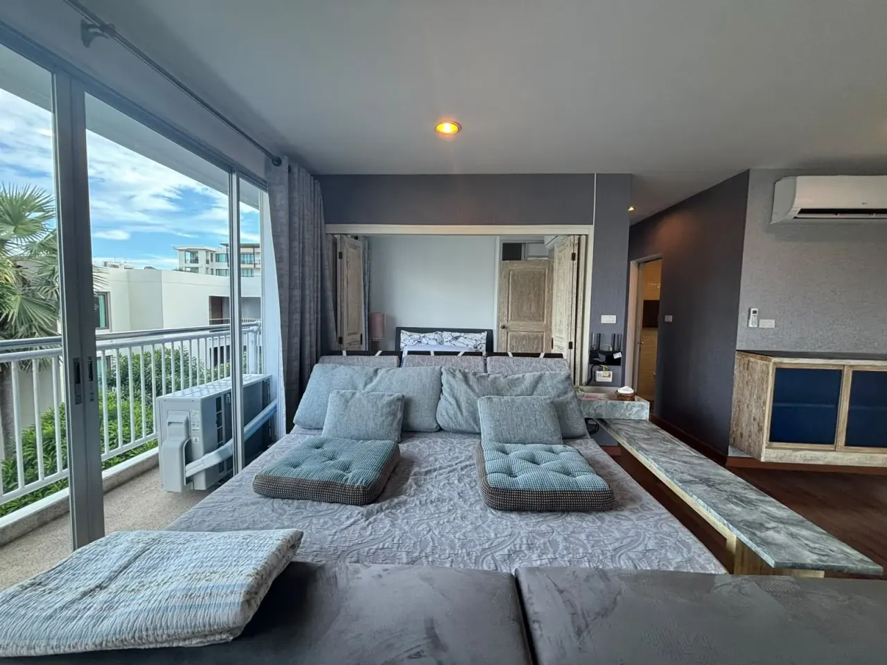 Condo · 2 bd · 2 ba · 80 m²
