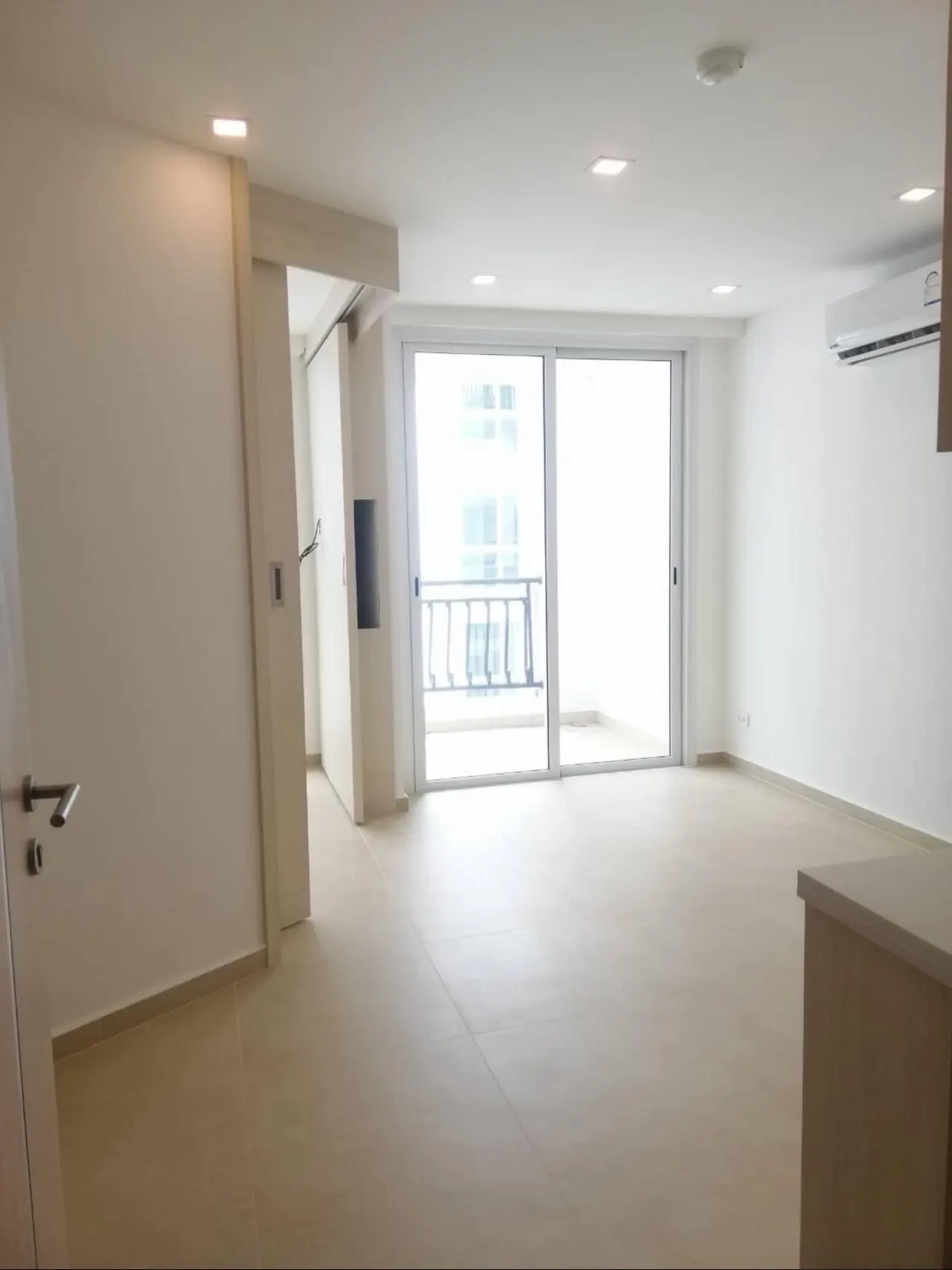 Condo · 1 сп. · 1 ванн. · 30 m²