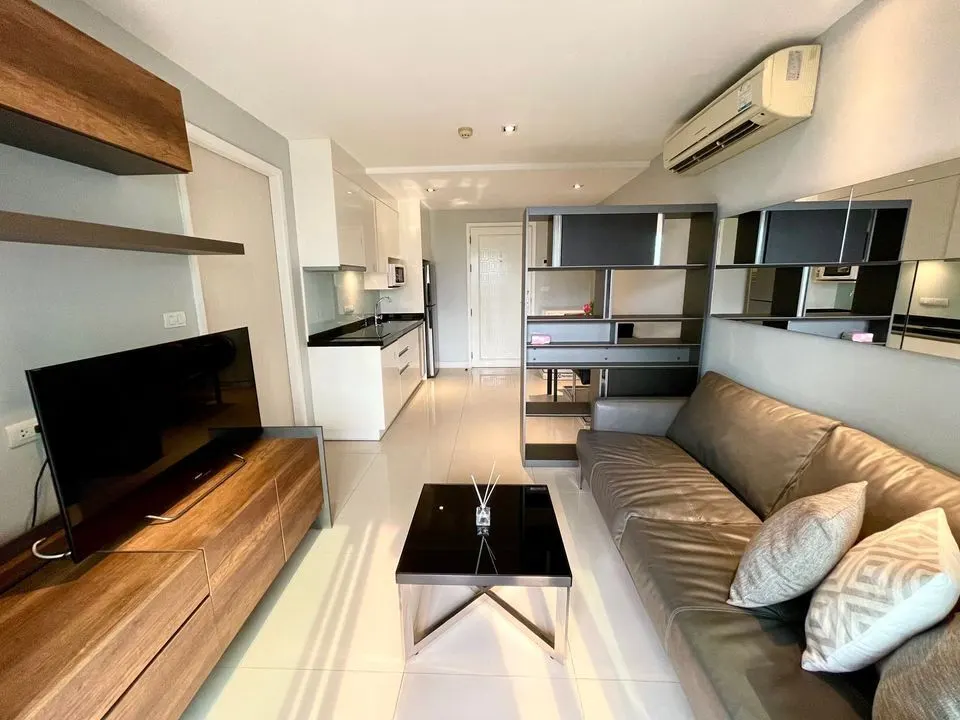 Condo · 1 室 · 1 卫 · 37 m²
